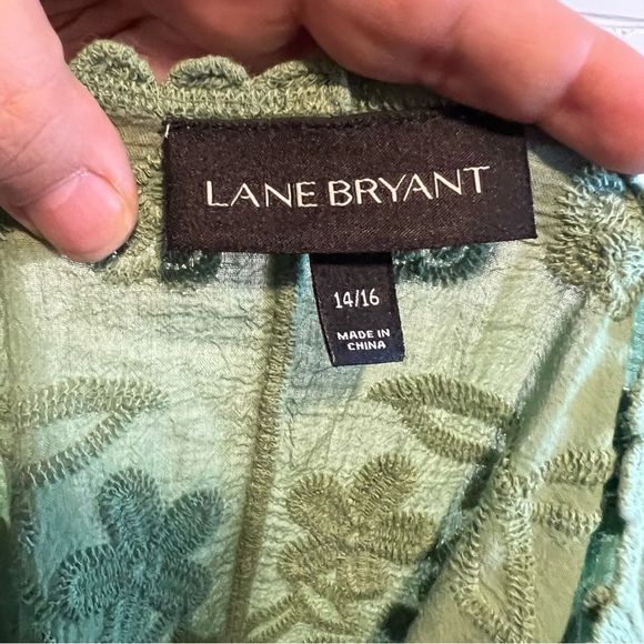 LANE BRYANT Green Embroidered Top Size 14/16 Cotton Short Sleeve Tie Front Boho - Picture 7 of 10